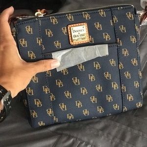 Dooney & Bourke purse